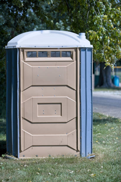 Portable restroom solutions in Sky Lake, FL